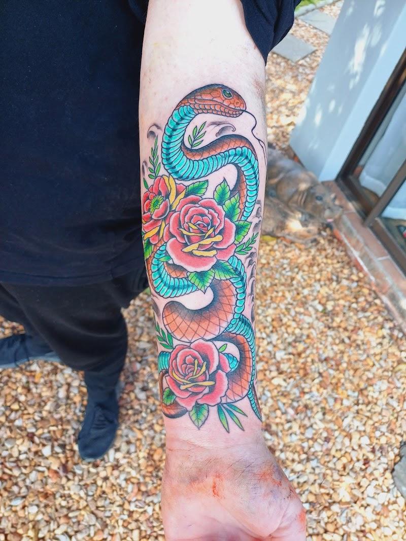 Stay True Tattoos - Photo 3
